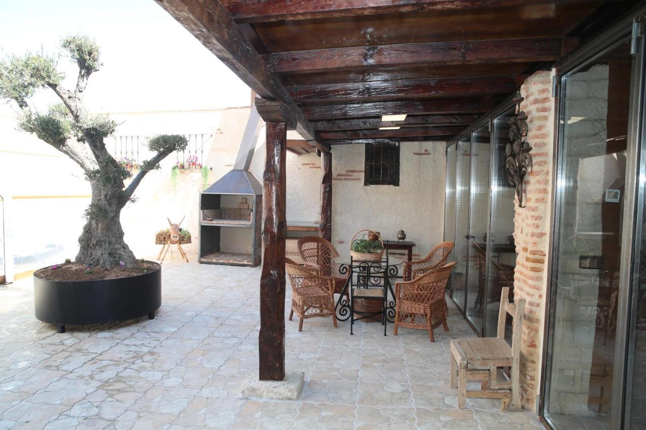 Maison d'hôtes Casa Ruina à Nava del Rey Extérieur photo
