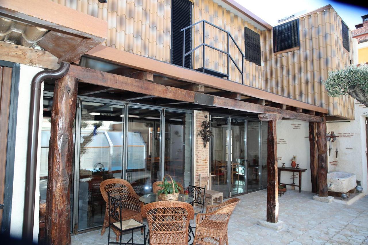 Maison d'hôtes Casa Ruina à Nava del Rey Extérieur photo